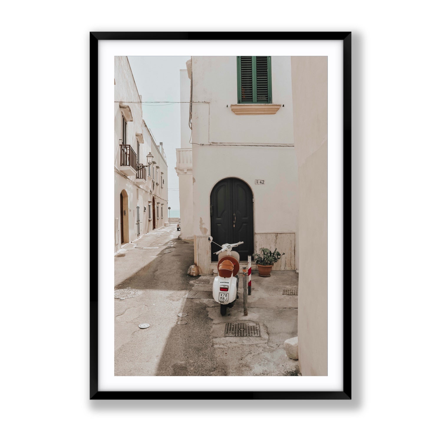 La Casa 42 Puglia Gallipoli Italian wall art Gallery fine art print in black frame with matboard