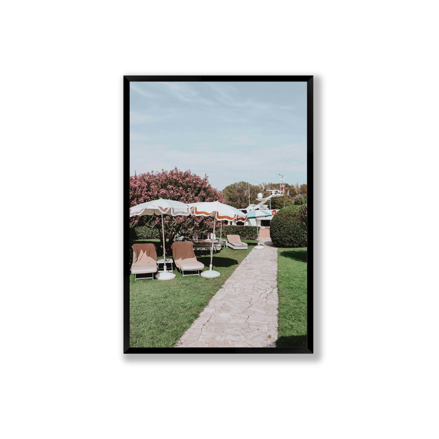 A Bellini Awaits Venice Italian wall art Extra Large full-bleed fine art print in black frame