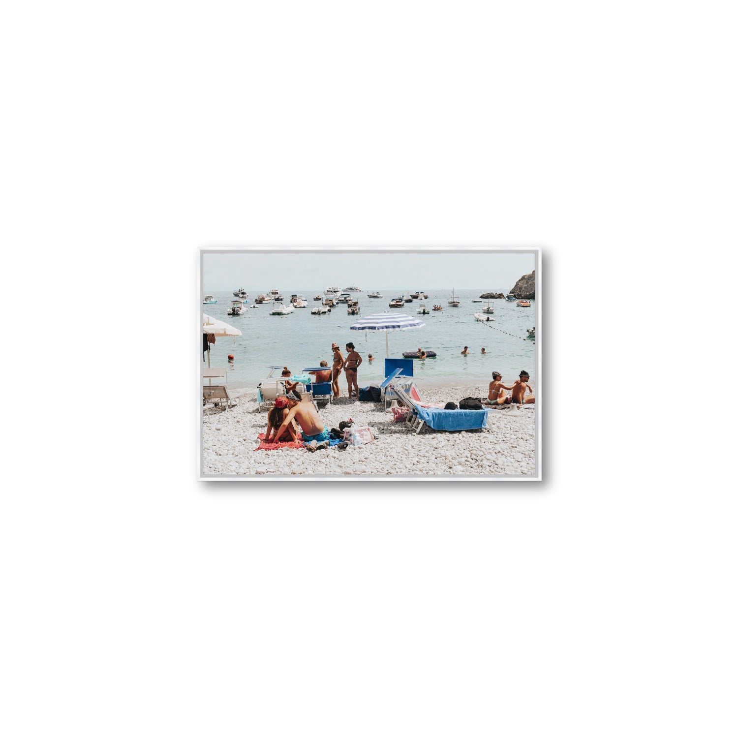 The Kiss Nerano wall art Medium fine art canvas in white float frame