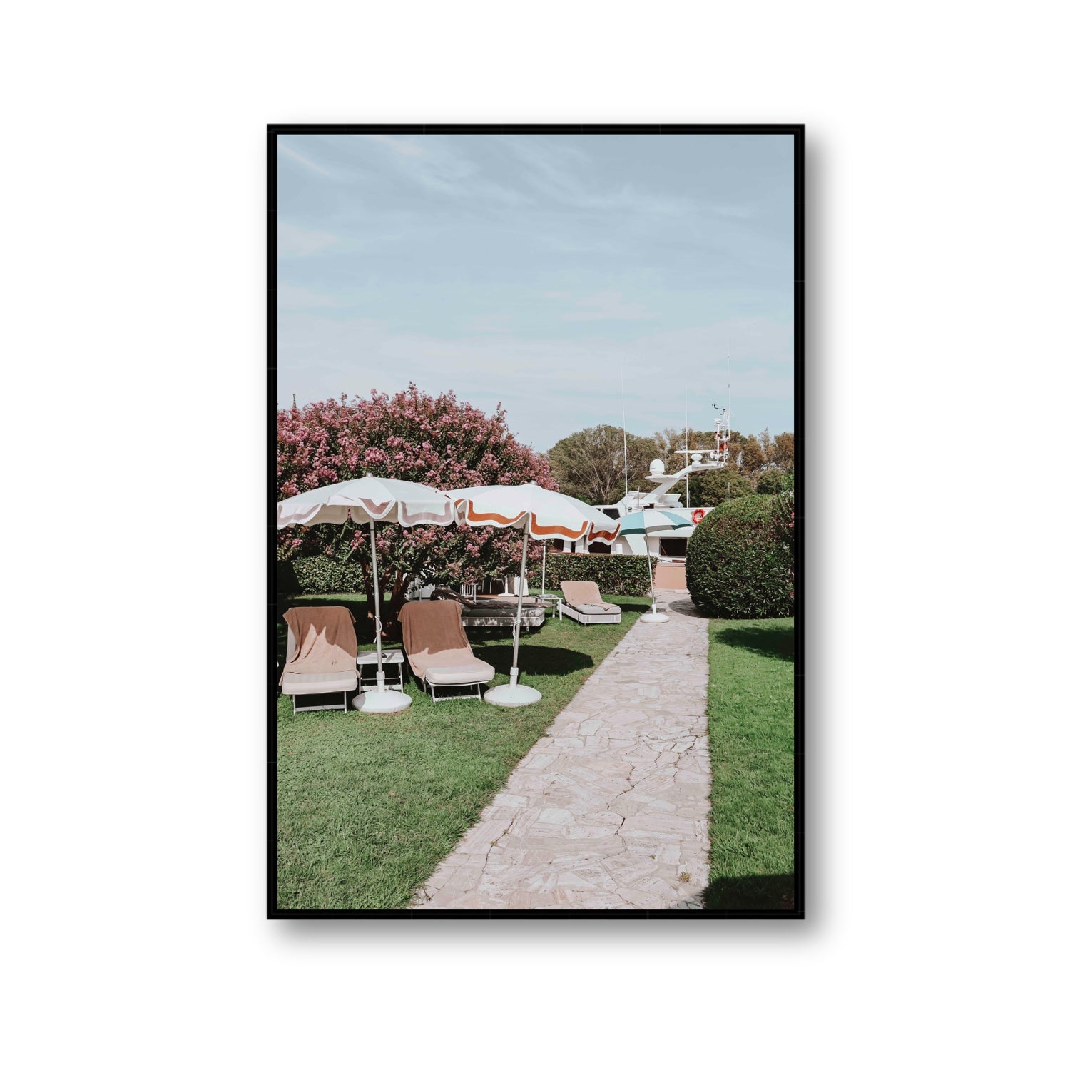 A Bellini Awaits Venice Italian wall art Gallery fine art canvas in black float frame