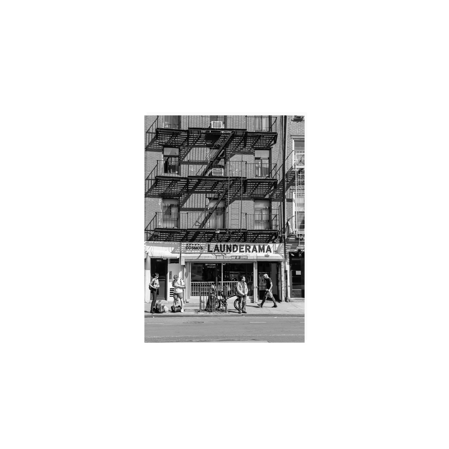 Bus Stop New York NYC Black & White wall art A5, 21 x 14.8 cm unframed fine art canvas