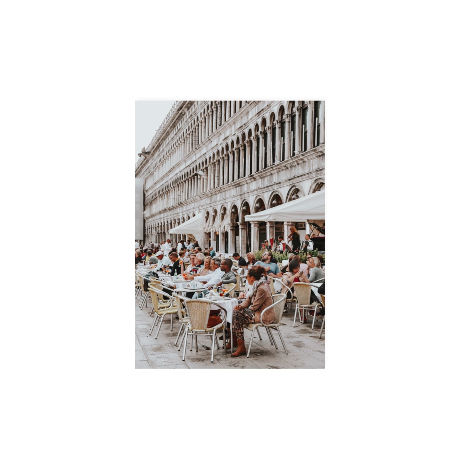 Lunchbreak Venice Italian wall art A3, 42 x 29.7 cm unframed fine art canvas