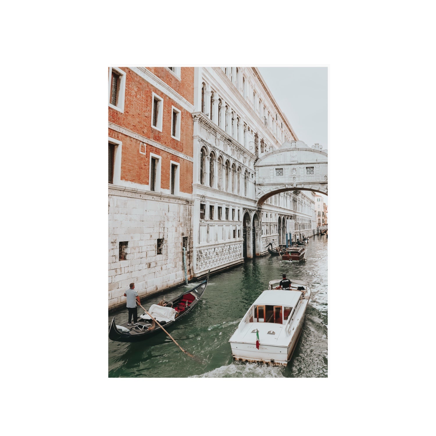 Under the Bridge Venice Gondola Italian wall art A1, 84.1 x 59.4 cm unframed fine art canvas
