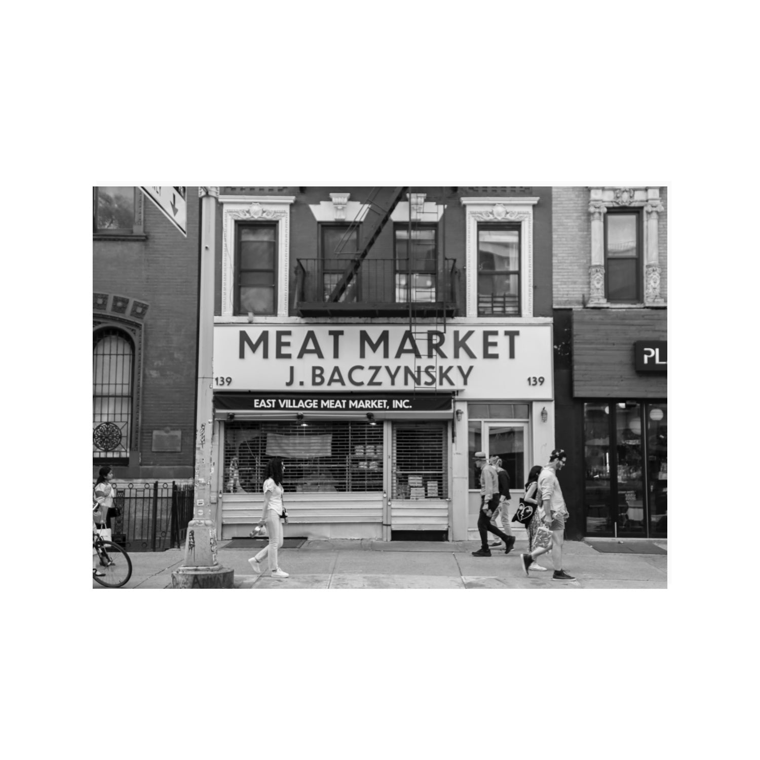 Meat District New York NYC Black & White wall art 100 x 70 cm unframed fine art canvas