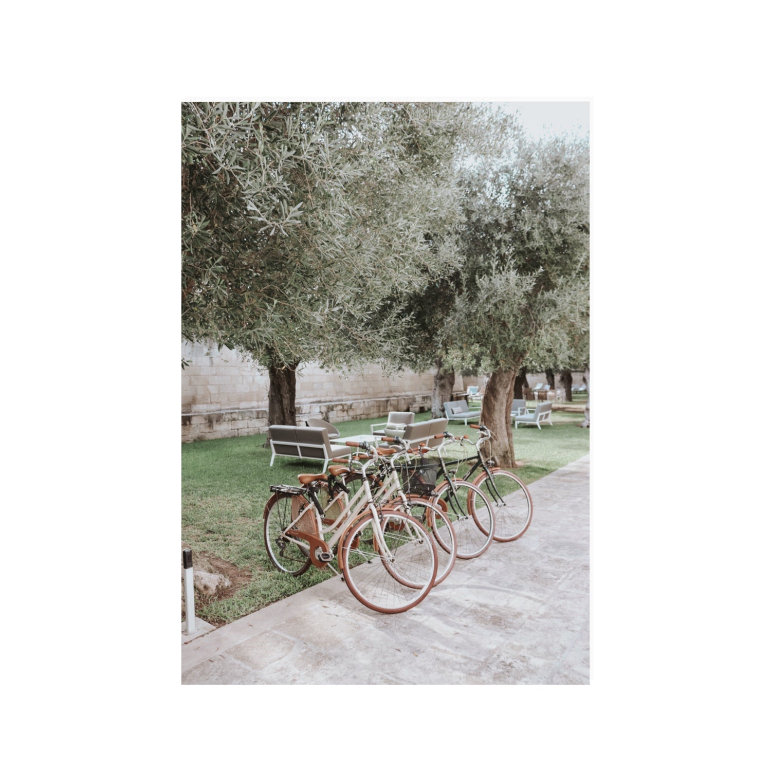 Classic Cruisers Puglia wall art 100 x 70 cm unframed fine art canvas