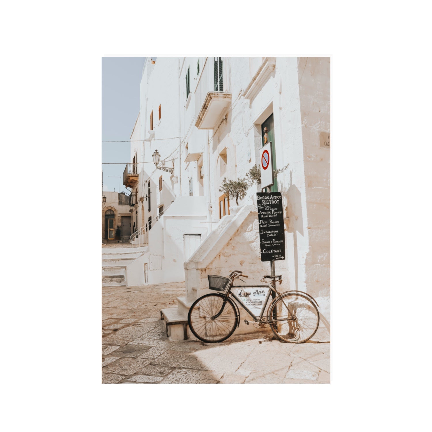 La Bicicletta Puglia Ostuni wall art 100 x 70 cm unframed fine art canvas