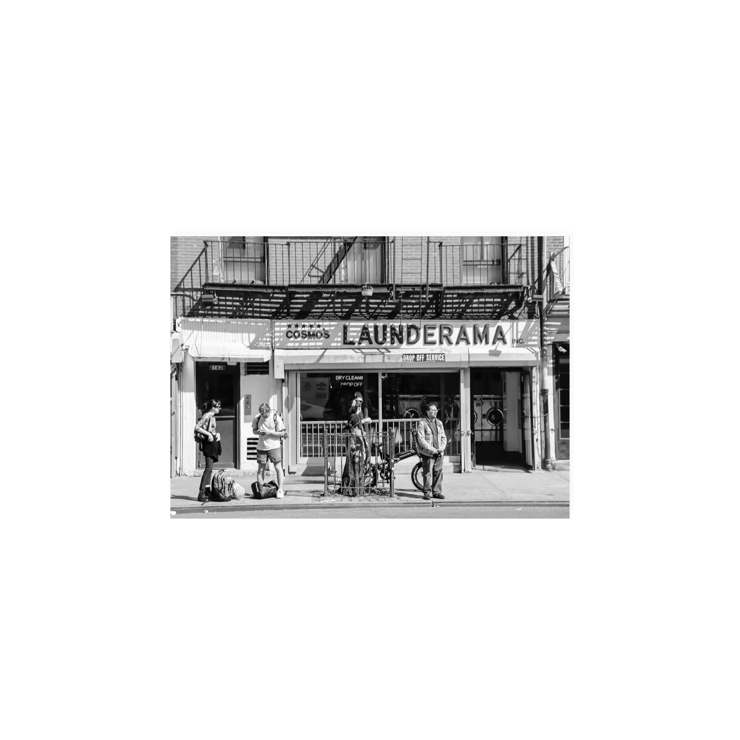 Launderama New York NYC Black & White wall art A4, 29.7 x 21 cm unframed fine art print