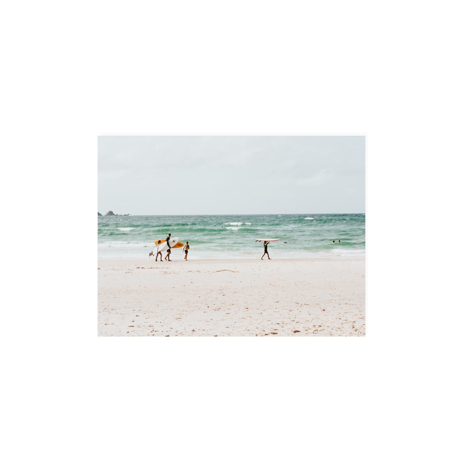 La Famiglia Byron Bay Family Surf coastal wall art 12 x 16 in unframed fine art print