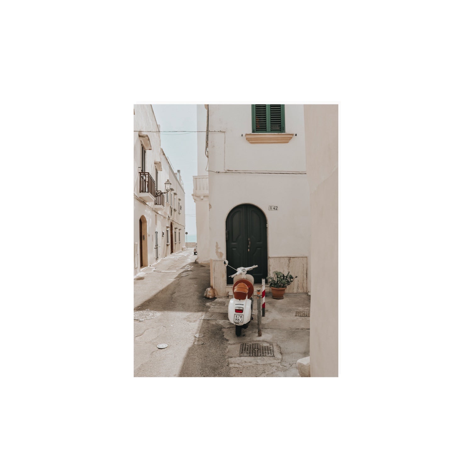 La Casa 42 Puglia Gallipoli Italian wall art 12 x 16 in unframed fine art print
