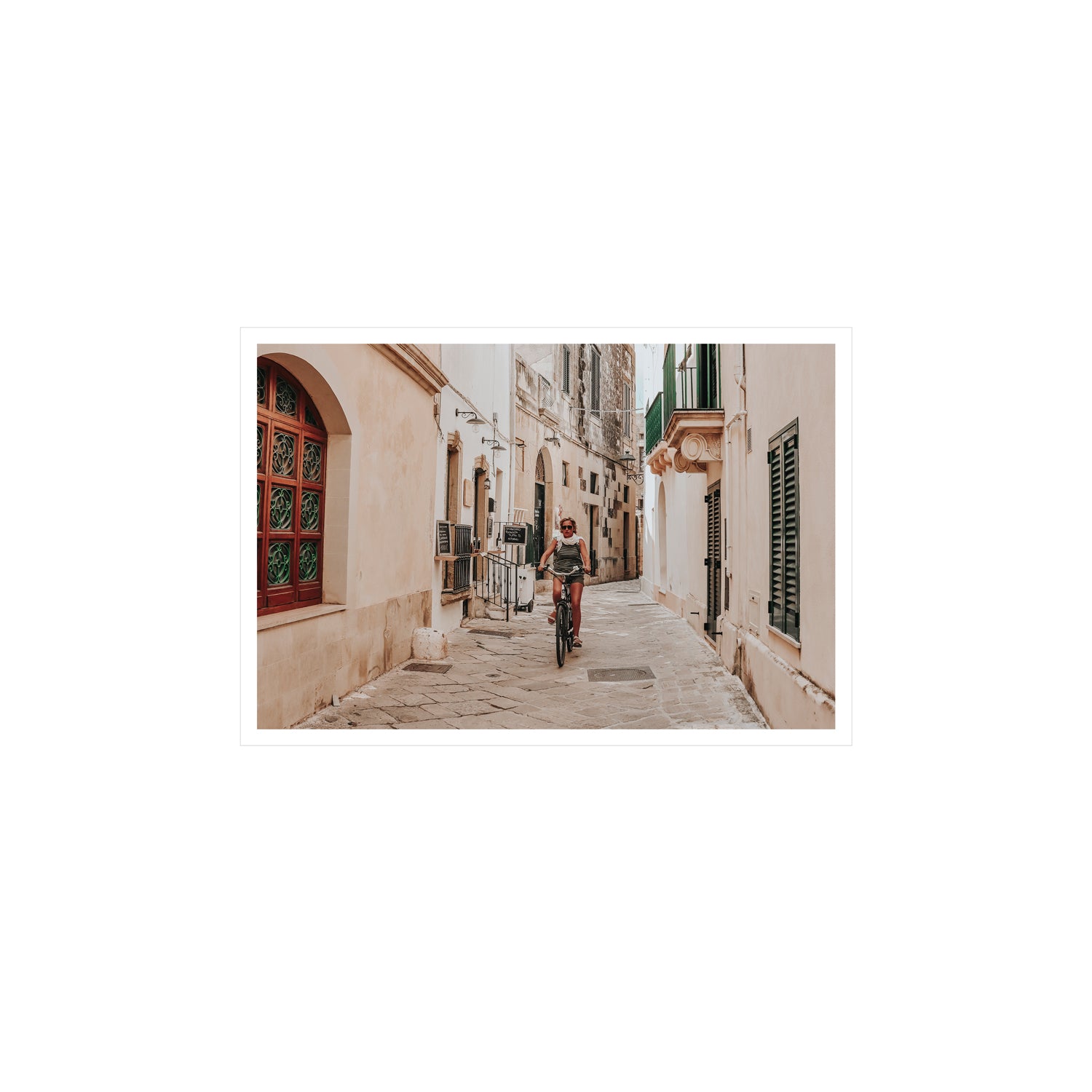 La Donna In Bicicletta