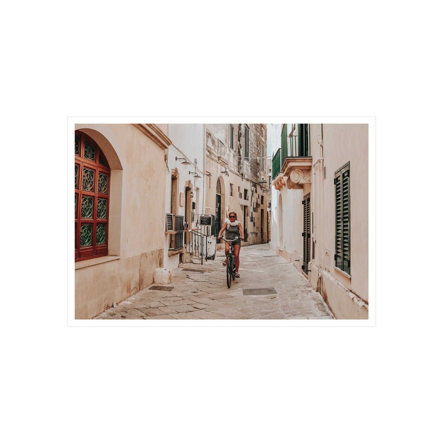 La Donna In Bicicletta