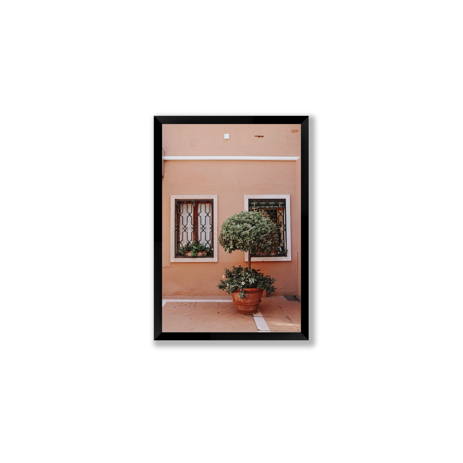 Semplicemente Bello Venice Italian wall art Medium full-bleed fine art print in black frame