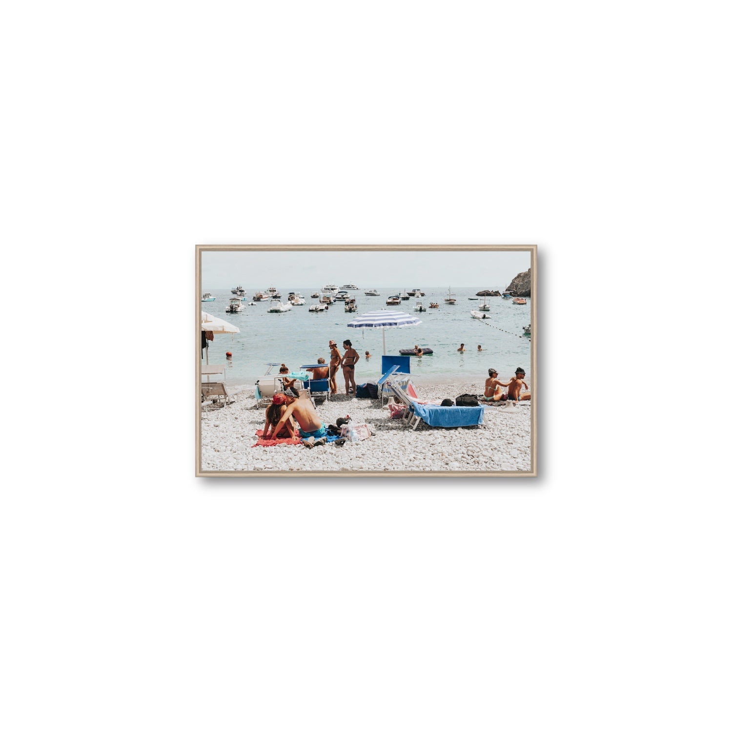 The Kiss Nerano wall art Medium fine art canvas in natural oak float frame
