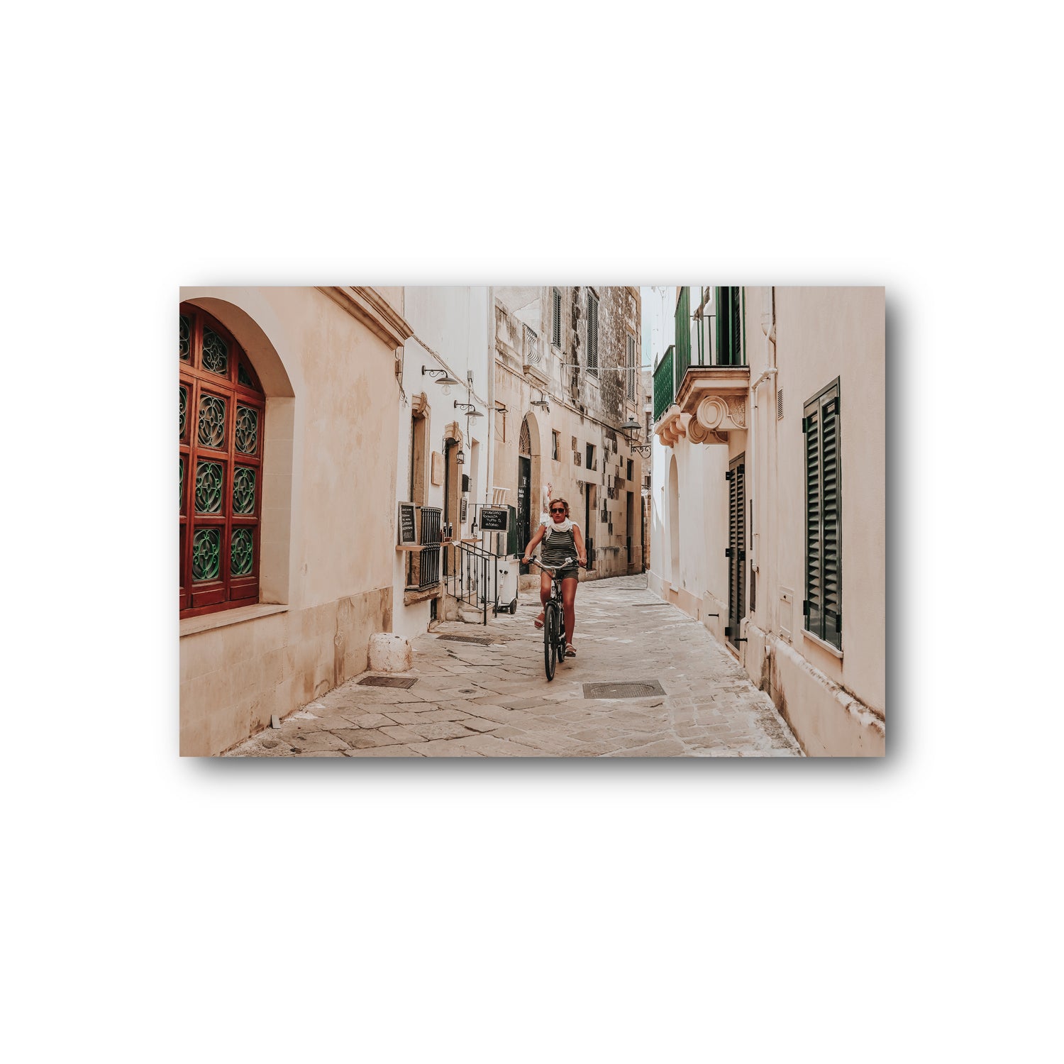 La Donna In Bicicletta