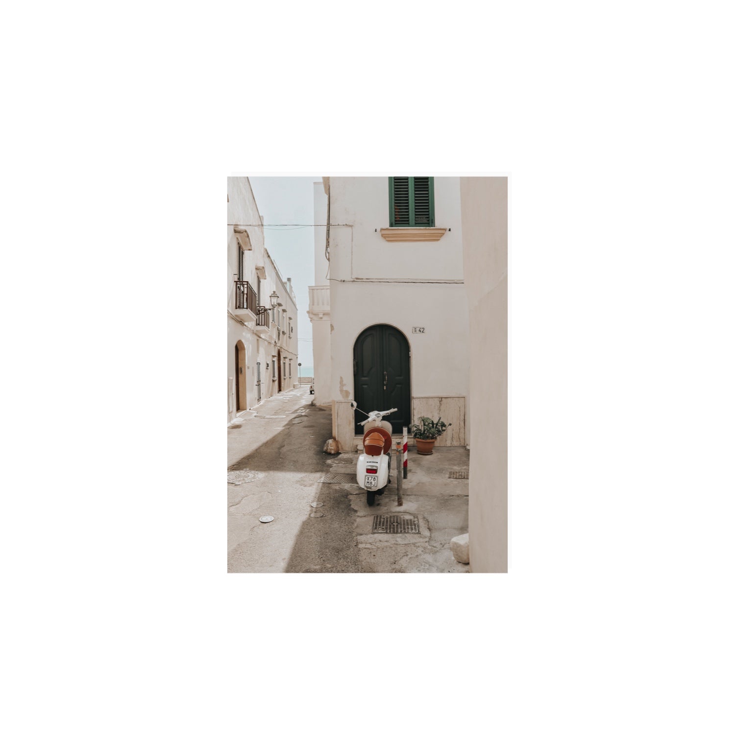 La Casa 42 Puglia Gallipoli Italian wall art A4, 29.7 x 21 cm unframed fine art canvas