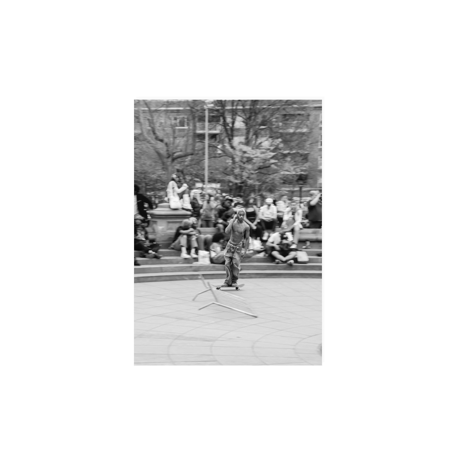 Skate Park Serenade New York NYC Black & White wall art A3, 42 x 29.7 cm unframed fine art canvas