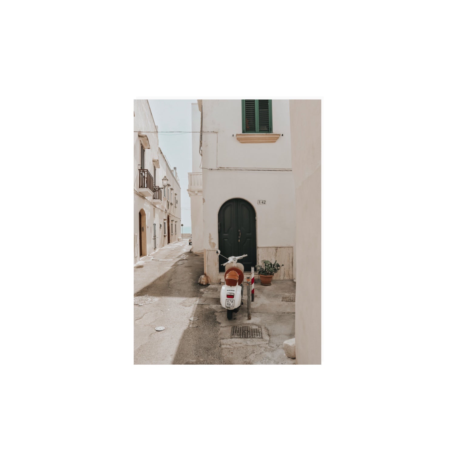 La Casa 42 Puglia Gallipoli Italian wall art A3, 42 x 29.7 cm unframed fine art canvas