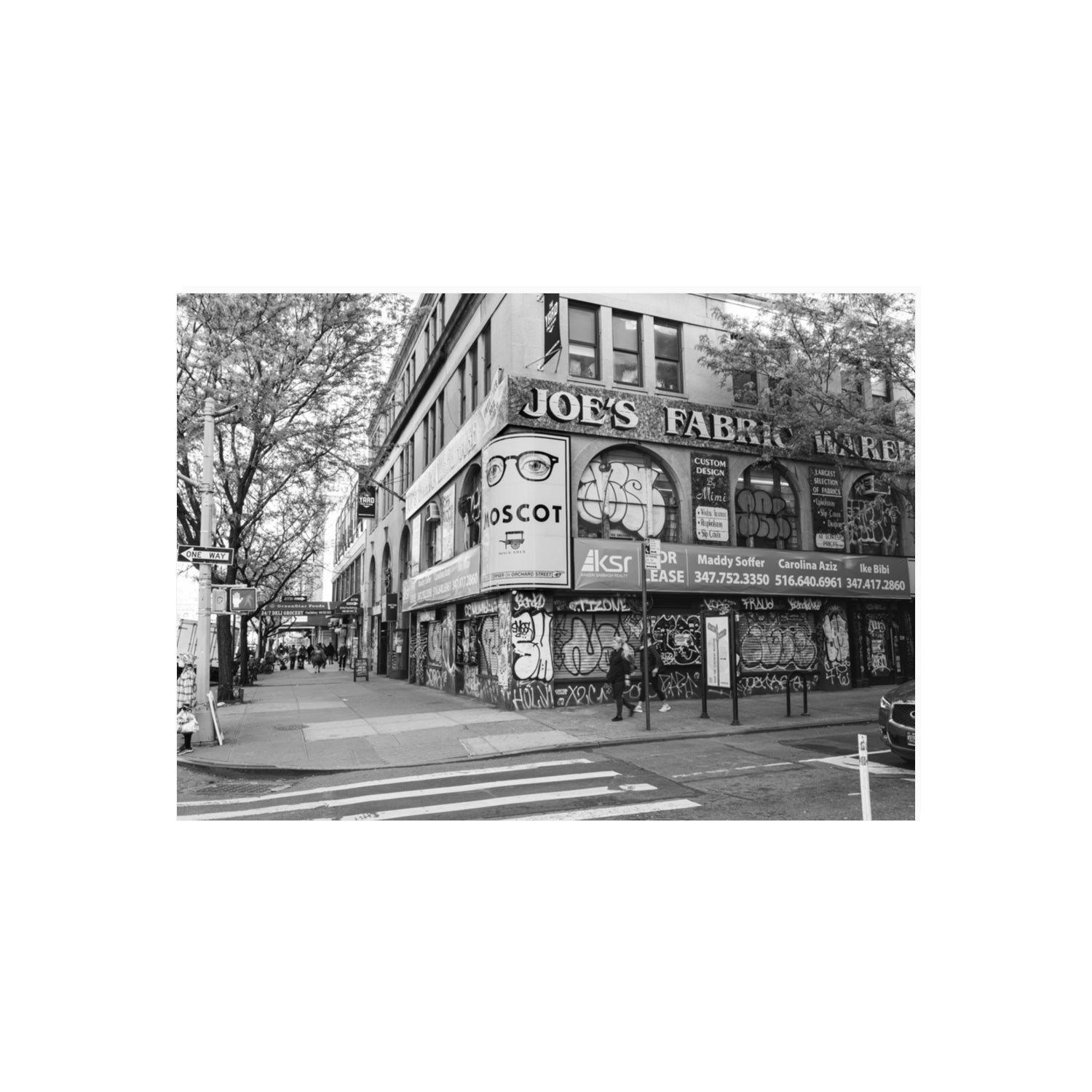 Wall Poetry New York NYC Black & White wall art 70 x 50 cm unframed fine art canvas