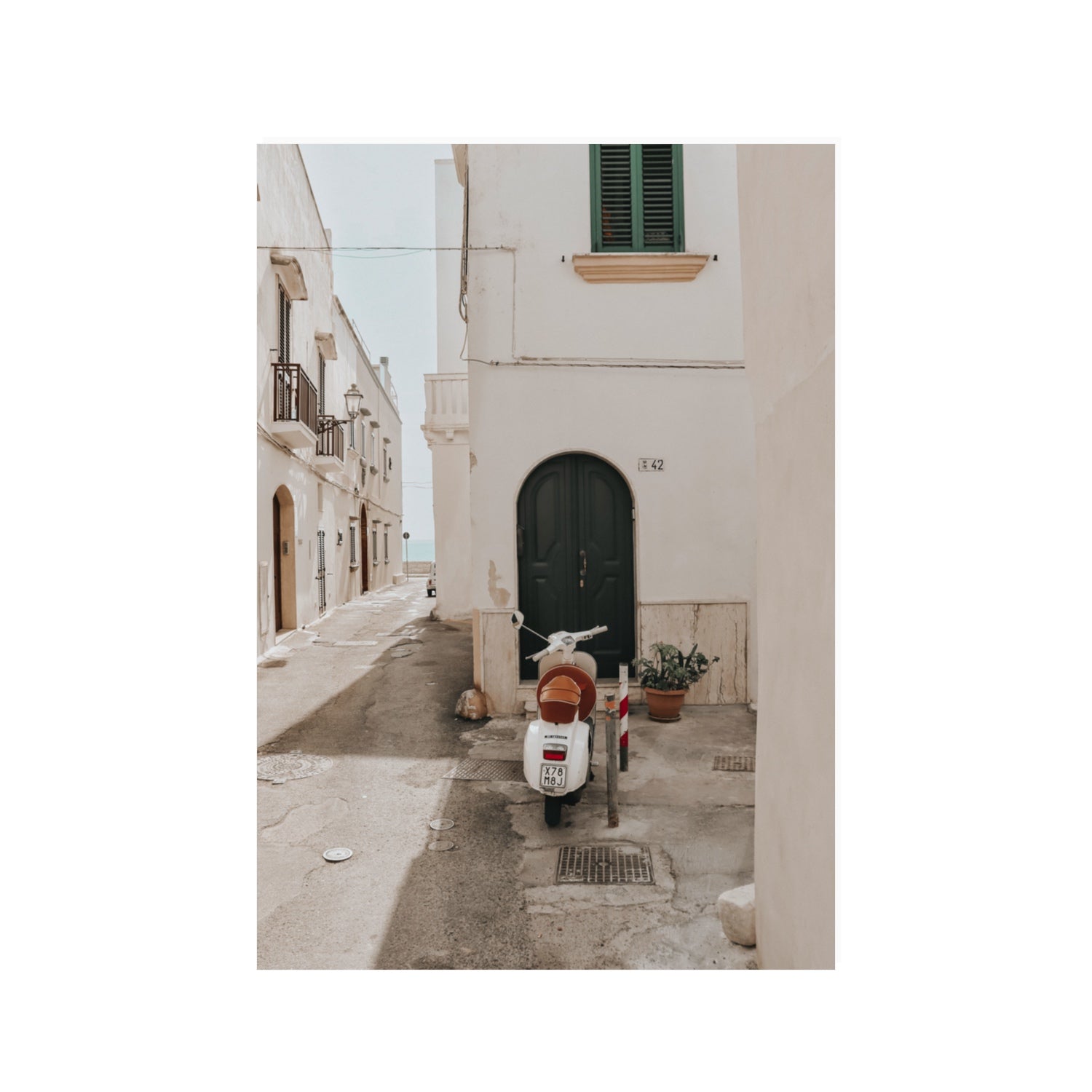 La Casa 42 Puglia Gallipoli Italian wall art 100 x 70 cm unframed fine art canvas
