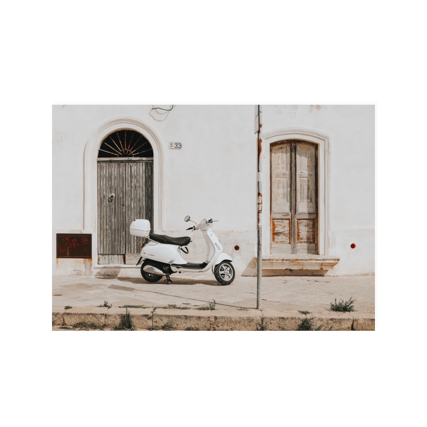 Vespa Nostalgia Puglia Italian wall art 100 x 70 cm unframed fine art canvas