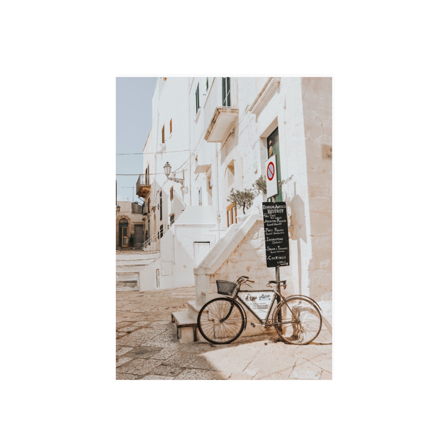 La Bicicletta Puglia Ostuni wall art 70 x 50 cm unframed fine art print