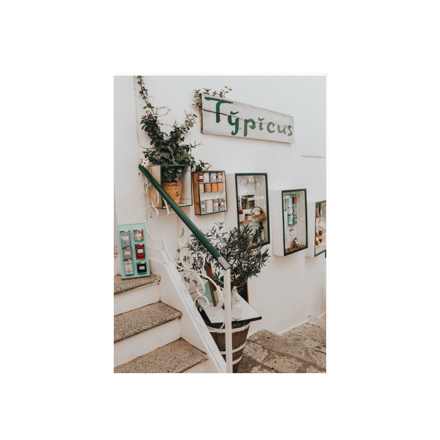 Il Negozio Puglia Ostuni wall art 70 x 50 cm unframed fine art print