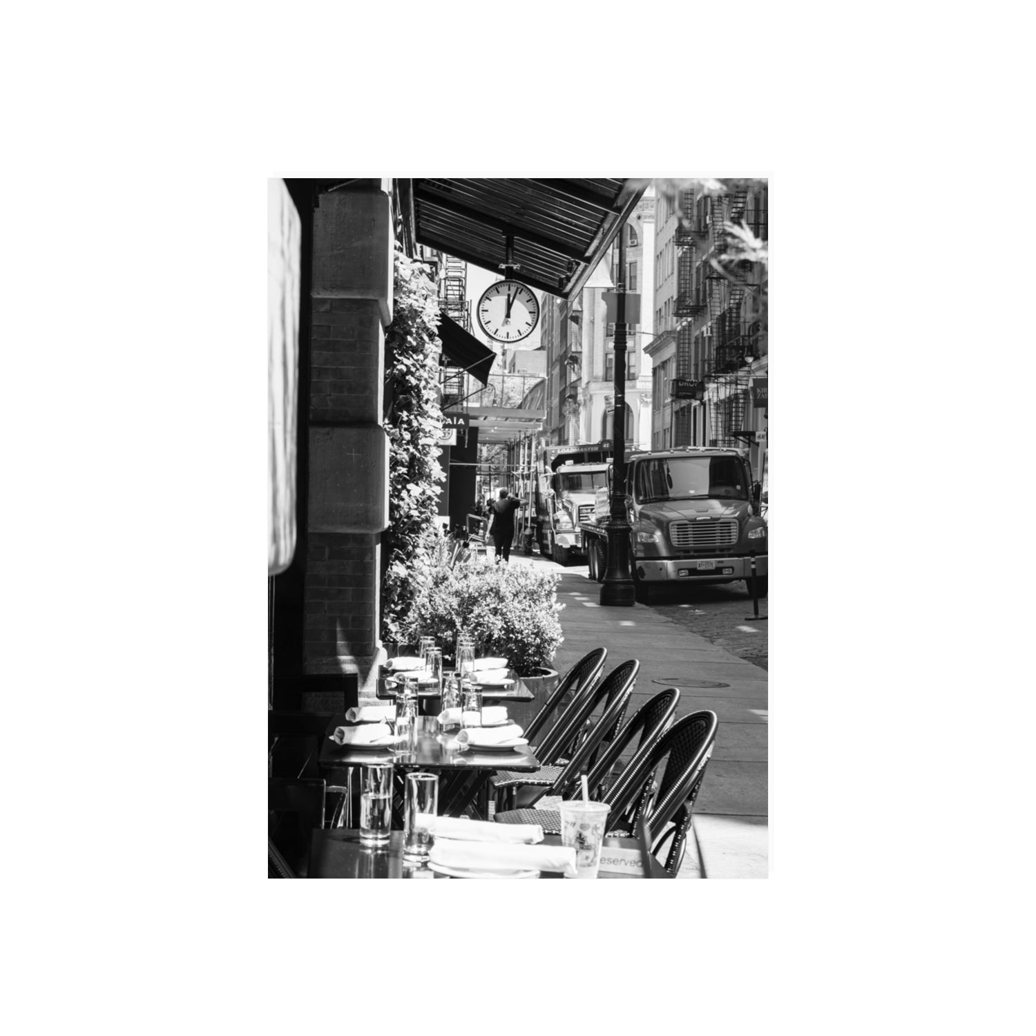 Mercer Street New York NYC Black & White wall art 70 x 50 cm unframed fine art print