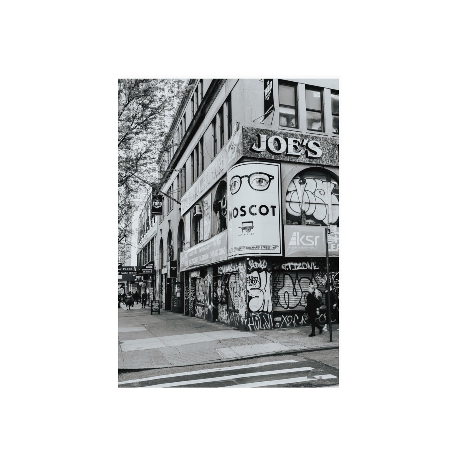 Lower East Side Murals New York NYC Black & White wall art 70 x 50 cm unframed fine art print