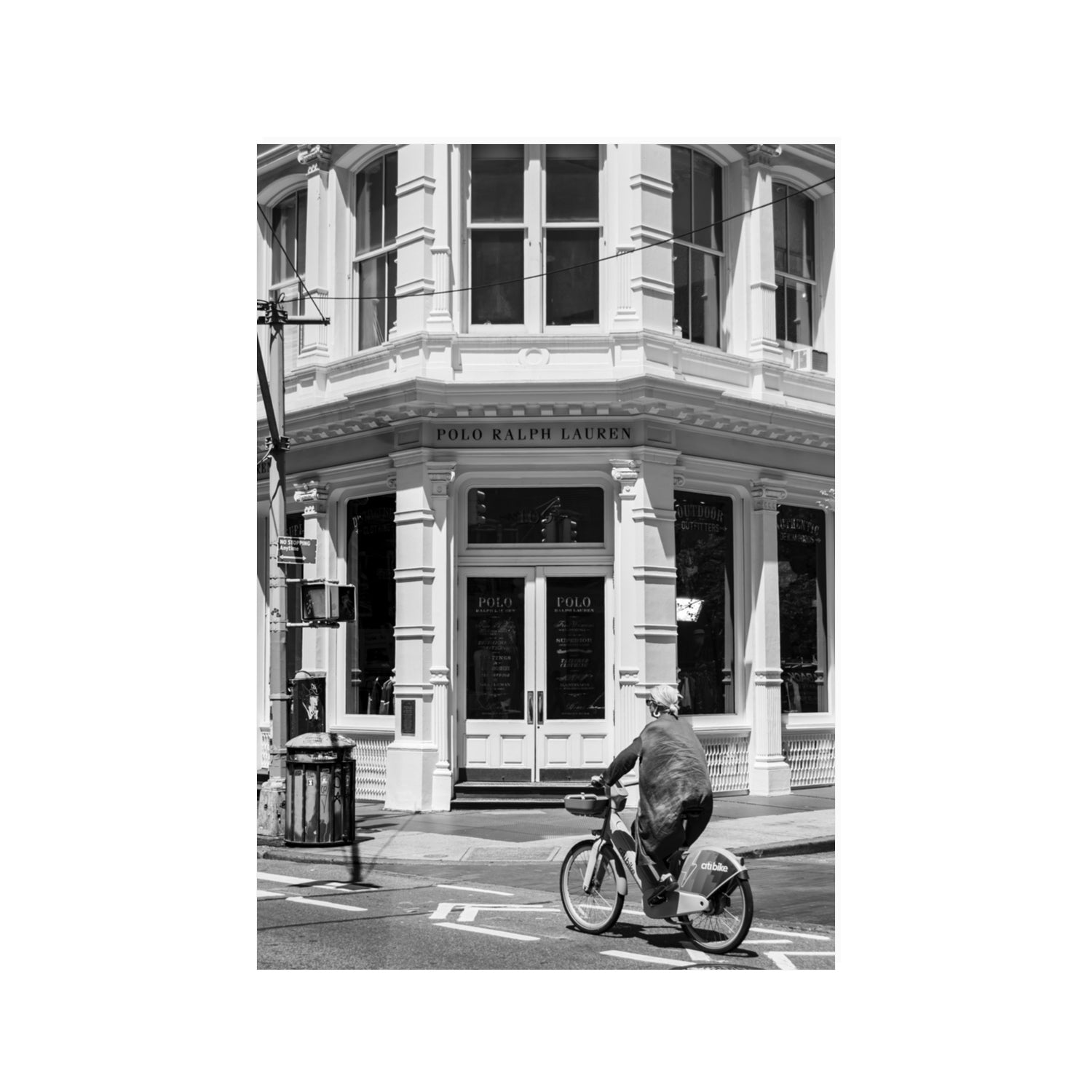 Downtown Rider New York NYC Black & White wall art 100 x 70 cm unframed fine art print