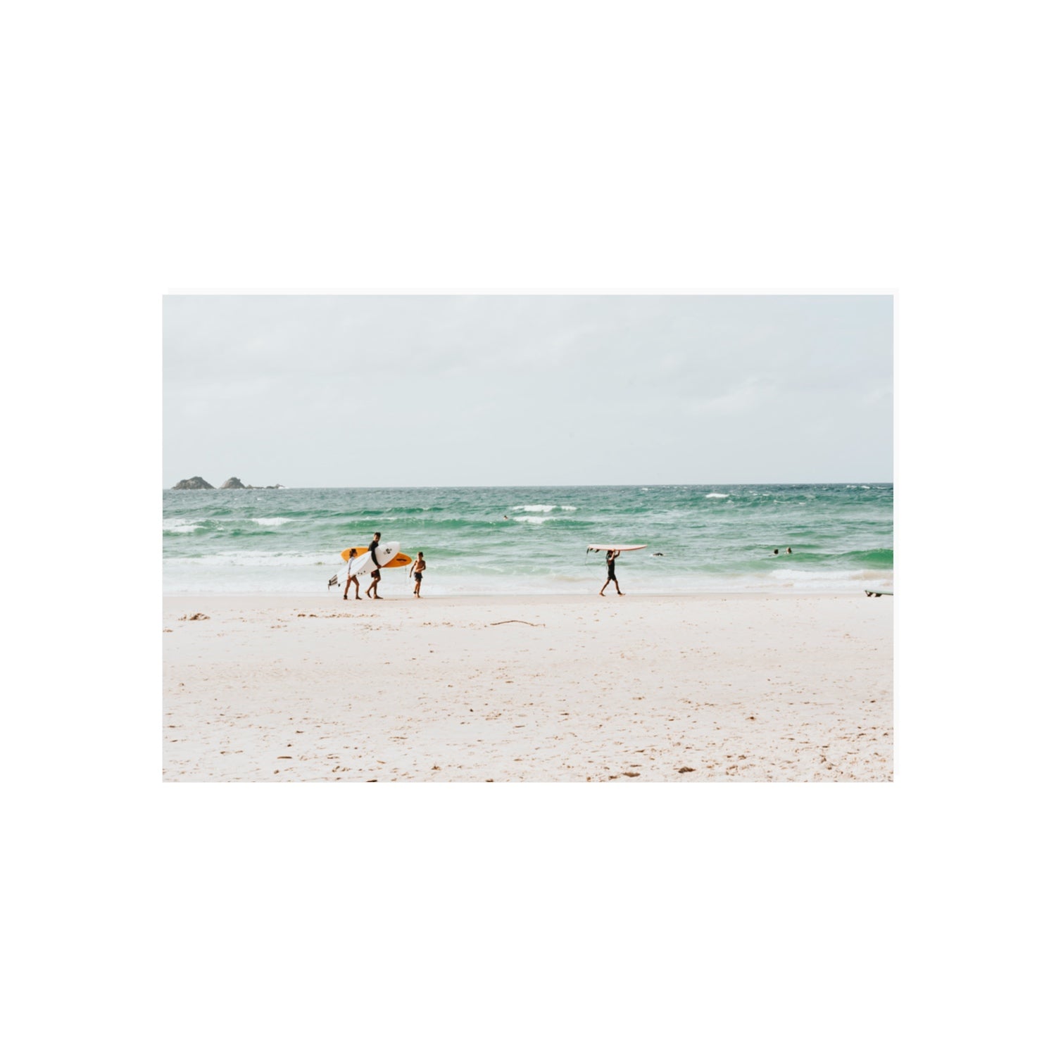 La Famiglia Byron Bay Family Surf coastal wall art 20 x 30 in unframed fine art print
